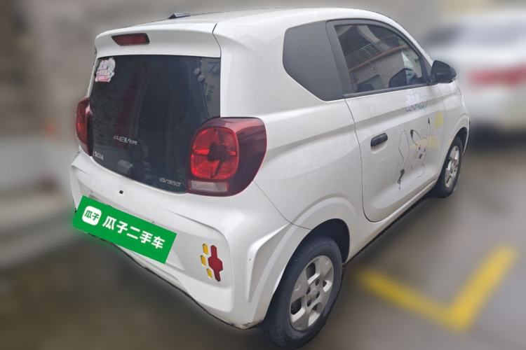 Used Roewe Clever 2021 302km All-Round Version Rear Right 45 Deg
