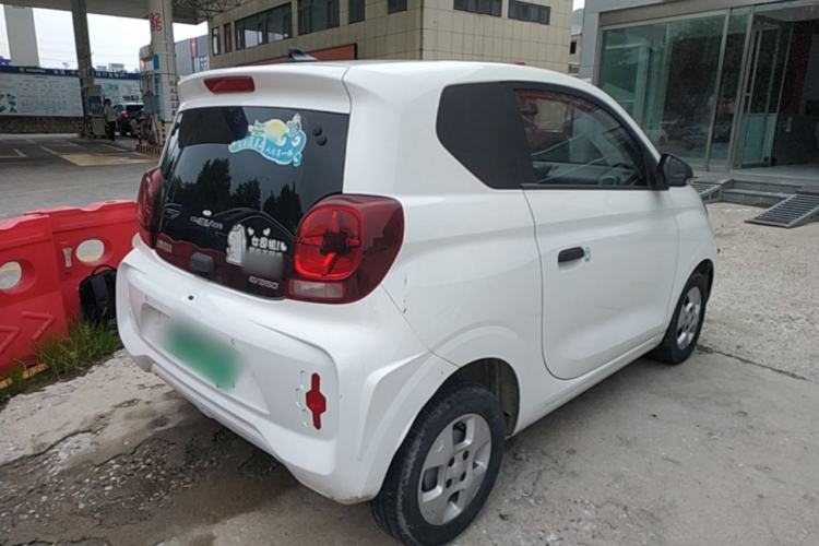 Used Roewe Clever 2021 302km All-Round Version Rear Right 45 Deg