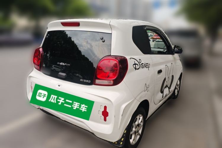 Used Roewe Clever 2021 302 km New Four-Seater Super-Efficient Version Rear Right 45 Deg