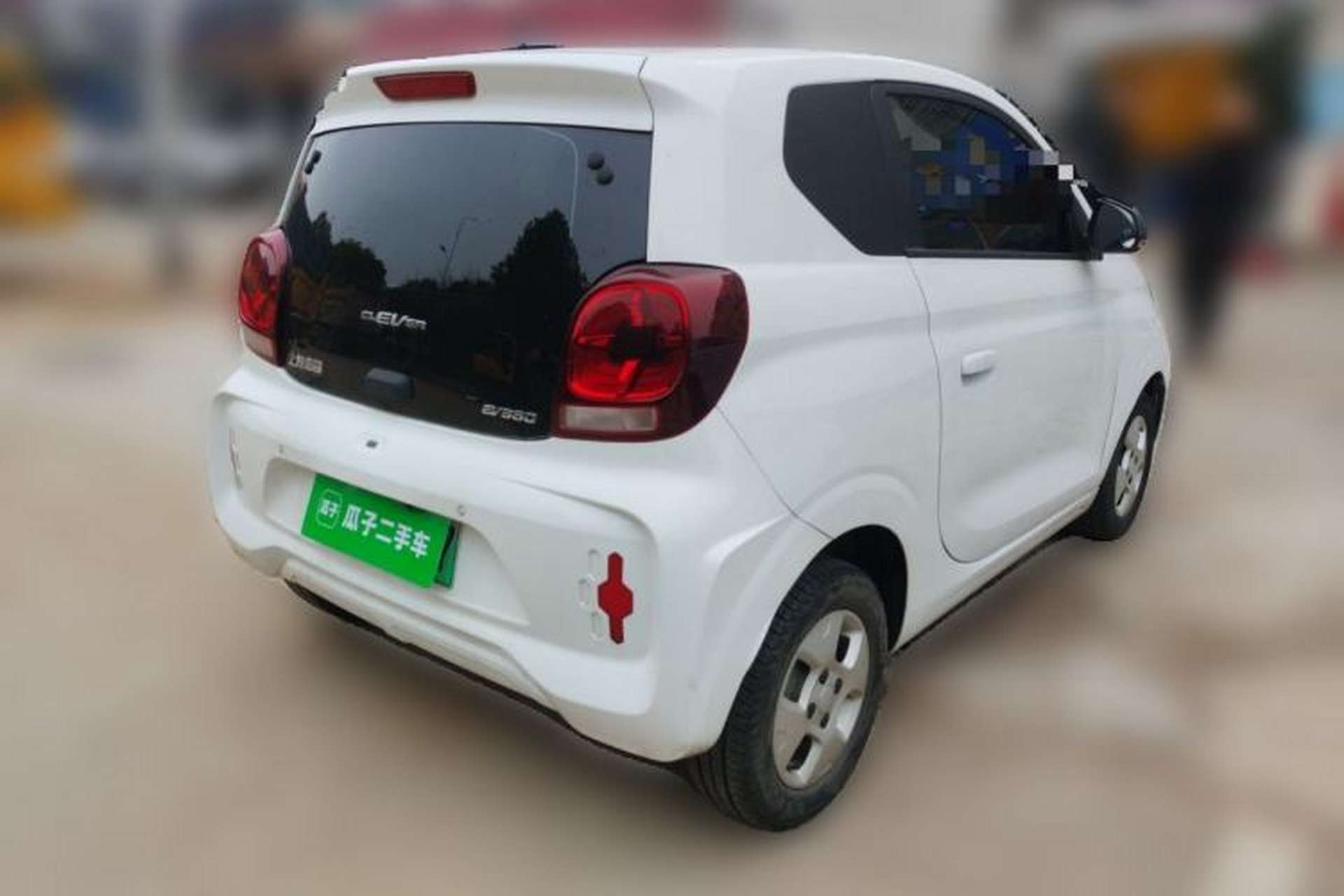 Used Roewe Clever 2021 302 km New Four-Seater Super-Efficient Version Rear Right 45 Deg