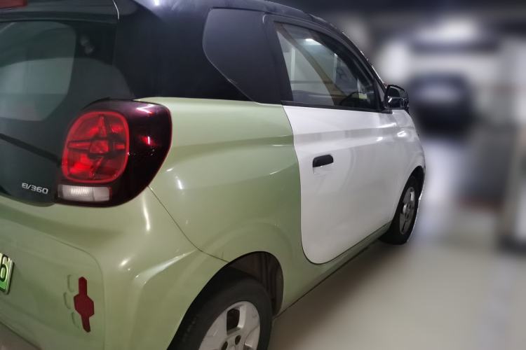 Used Roewe Clever 2021 302 km New Four-Seater Super-Efficient Version Rear Right 45 Deg