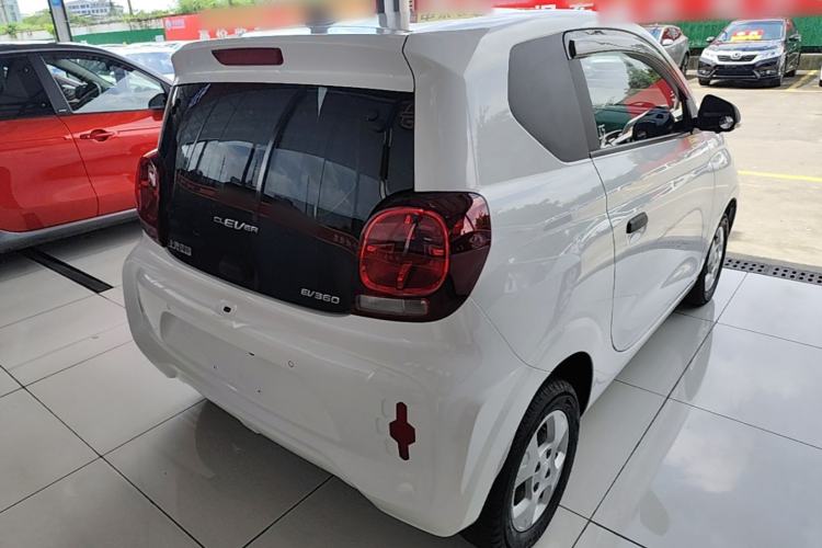 Used Roewe Clever 2021 302 km New Four-Seater Super-Efficient Version Rear Right 45 Deg