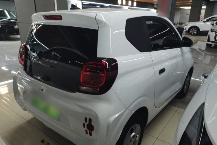 Used Roewe Clever 2021 302 km New Four-Seater Super-Efficient Version Rear Right 45 Deg