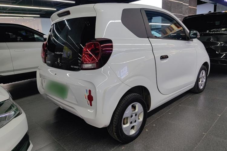 Used Roewe Clever 2021 302 km New Four-Seater Super-Efficient Version Rear Right 45 Deg