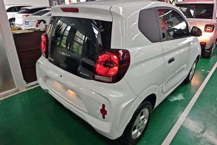 Used Roewe Clever 2021 302 km New Four-Seater Super-Efficient Version Rear Right 45 Deg
