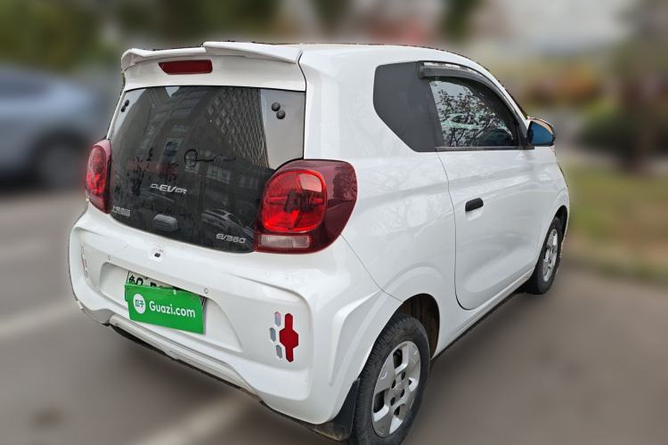 Used Roewe Clever 2021 302 km New Four-Seater Super-Efficient Version Rear Right 45 Deg
