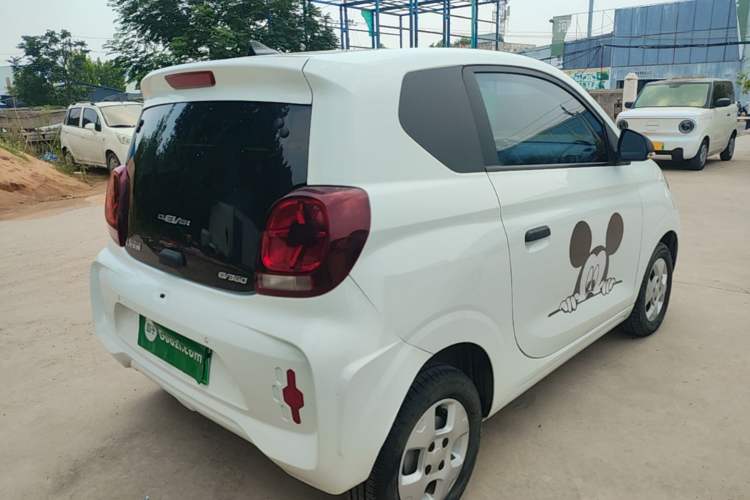 Used Roewe Clever 2021 302 km New Four-Seater Super-Efficient Version Rear Right 45 Deg
