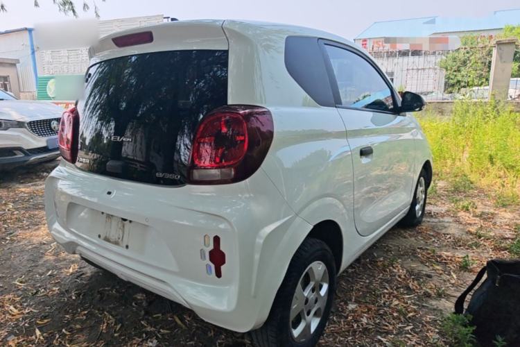 Used Roewe Clever 2021 302km All-Round Version Rear Right 45 Deg
