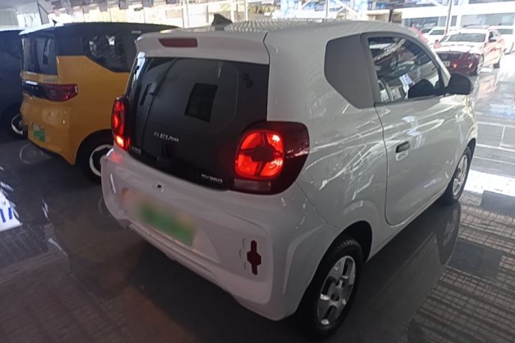 Used Roewe Clever 2021 302 km New Four-Seater Super-Efficient Version Rear Right 45 Deg
