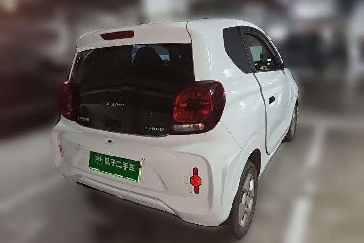 Used Roewe Clever 2021 302km Excellence Edition Rear Right 45 Deg