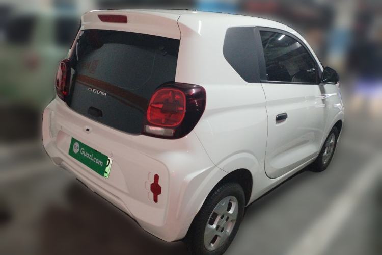 Used Roewe Clever 2021 302 km New Four-Seater Super-Efficient Version Rear Right 45 Deg
