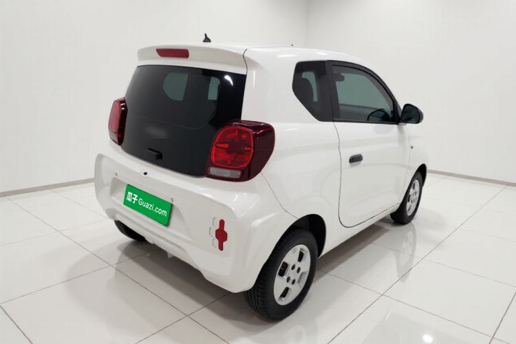 Used Roewe Clever 2021 302 km New Four-Seater Super-Efficient Version Rear Right 45 Deg