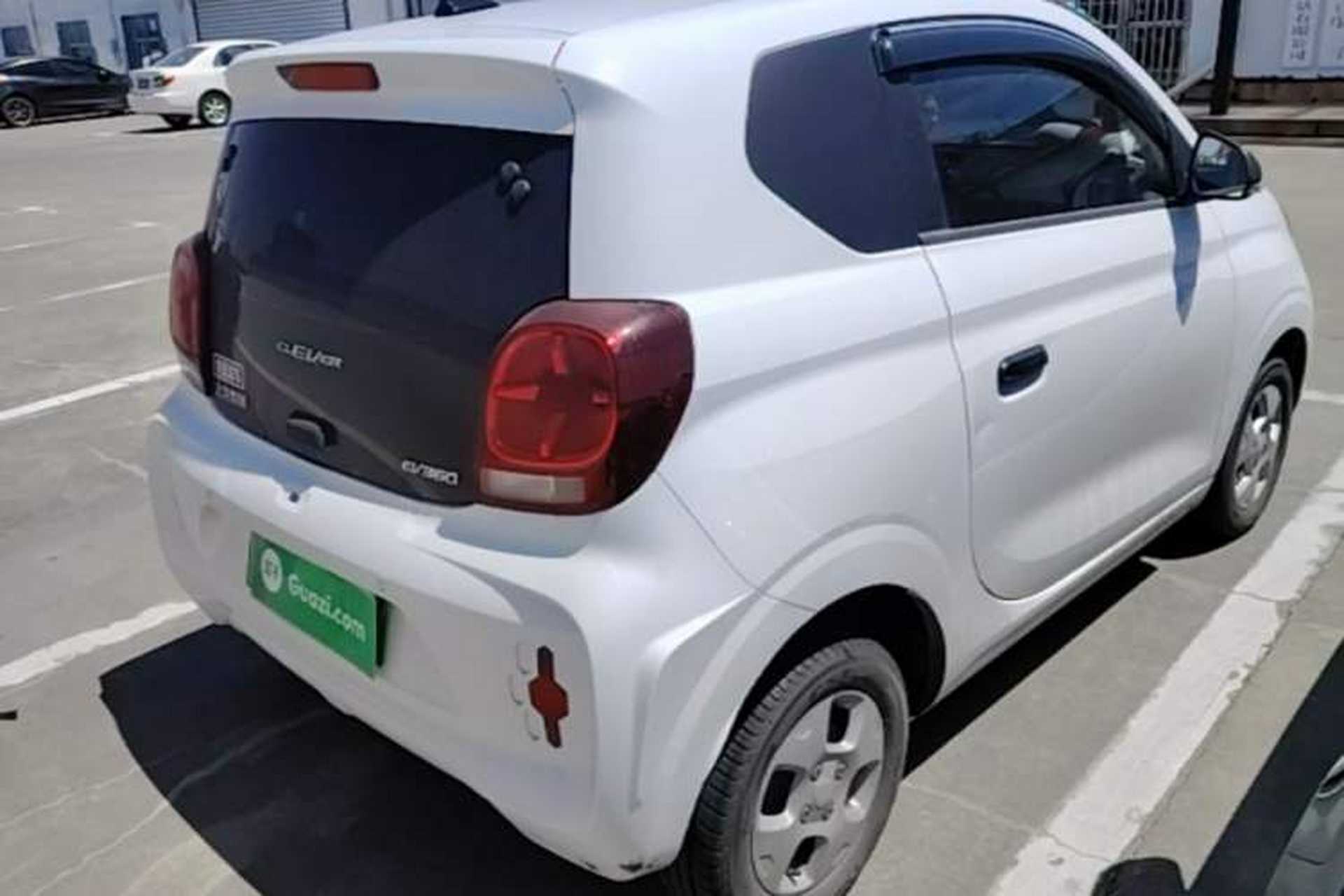 Used Roewe Clever 2021 302 km New Four-Seater Super-Efficient Version Rear Right 45 Deg