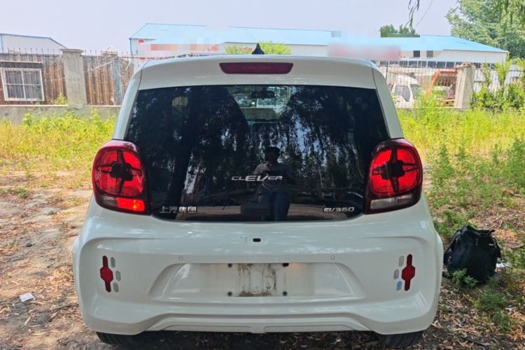 Used Roewe Clever 2021 302km All-Round Version Rear