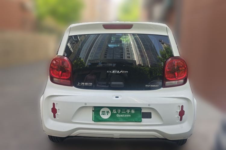 Used Roewe Clever 2021 302 km New Four-Seater Super-Efficient Version Rear