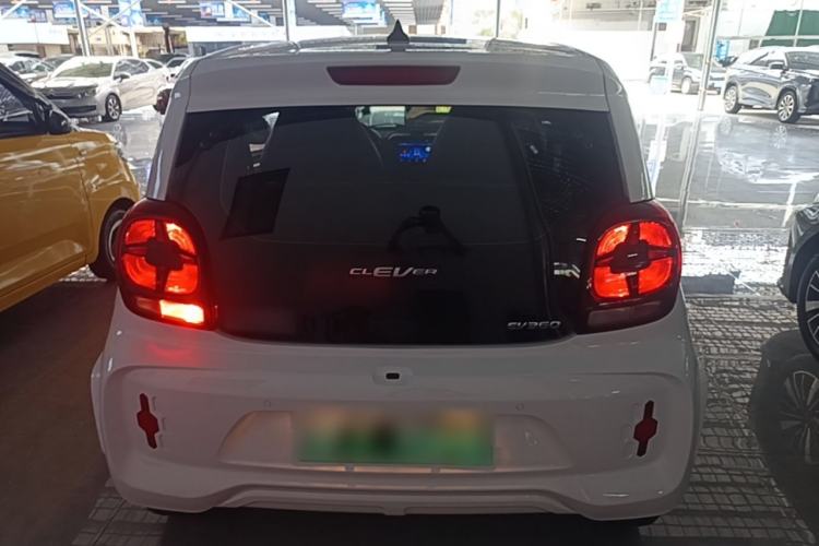 Used Roewe Clever 2021 302 km New Four-Seater Super-Efficient Version Rear