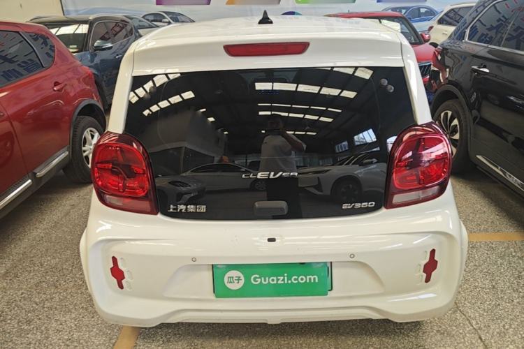 Used Roewe Clever 2021 302 km New Four-Seater Super-Efficient Version Rear