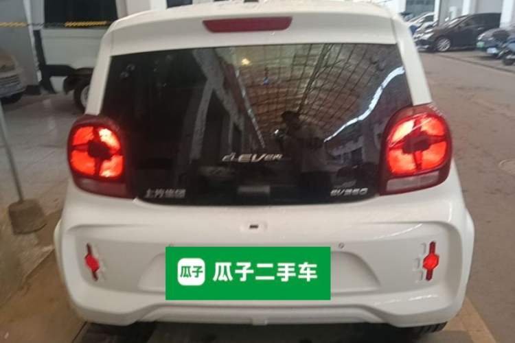 Used Roewe Clever 2021 302 km New Four-Seater Super-Efficient Version Rear