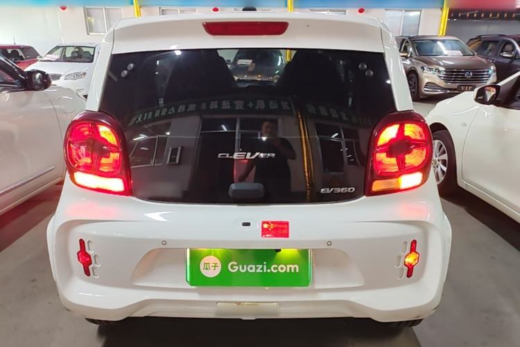 Used Roewe Clever 2021 302 km New Four-Seater Super-Efficient Version Rear