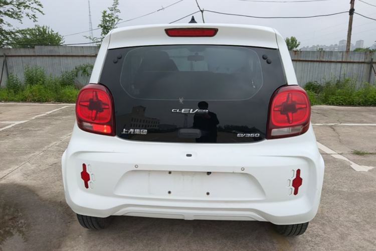 Used Roewe Clever 2021 302 km New Four-Seater Super-Efficient Version Rear