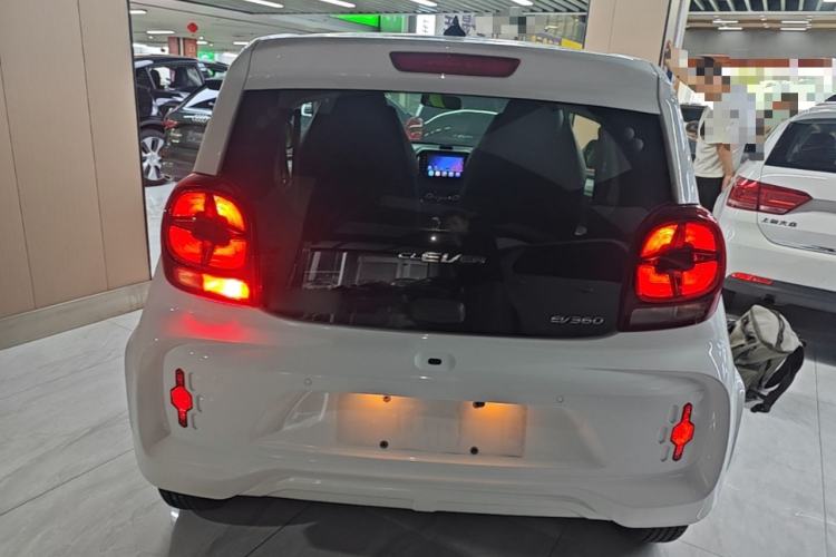 Used Roewe Clever 2021 302 km New Four-Seater Super-Efficient Version Rear
