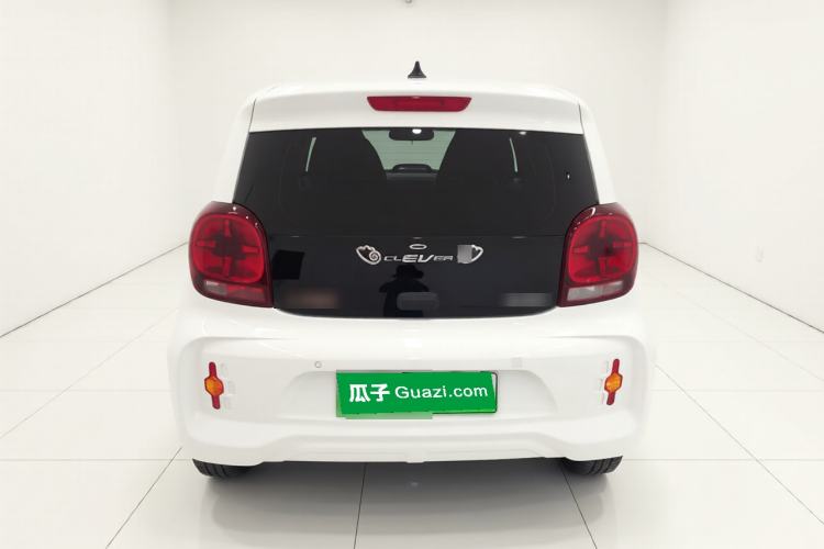 Used Roewe Clever 2021 302km All-Round Version Rear