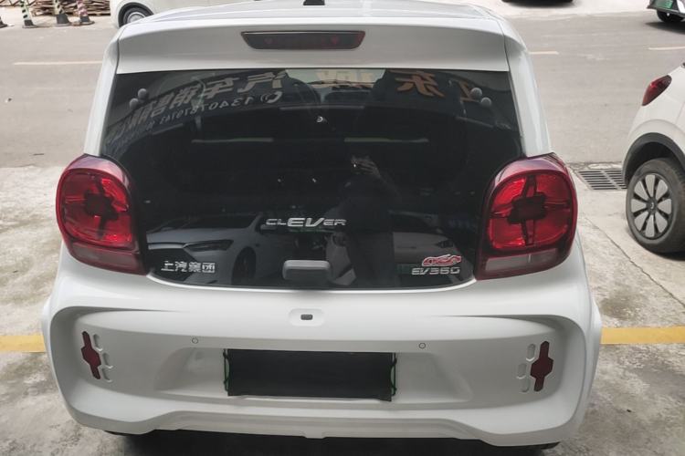 Used Roewe Clever 2021 302 km New Four-Seater Super-Efficient Version Rear