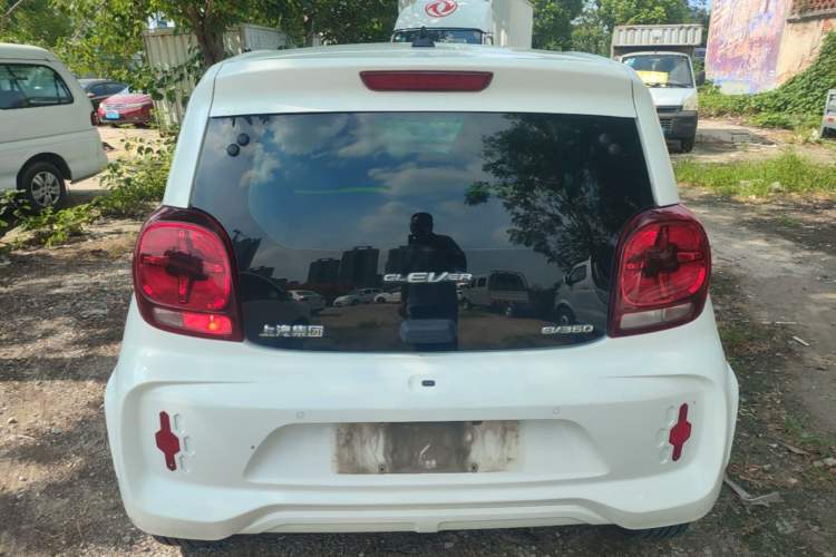 Used Roewe Clever 2021 302 km New Four-Seater Super-Efficient Version Rear