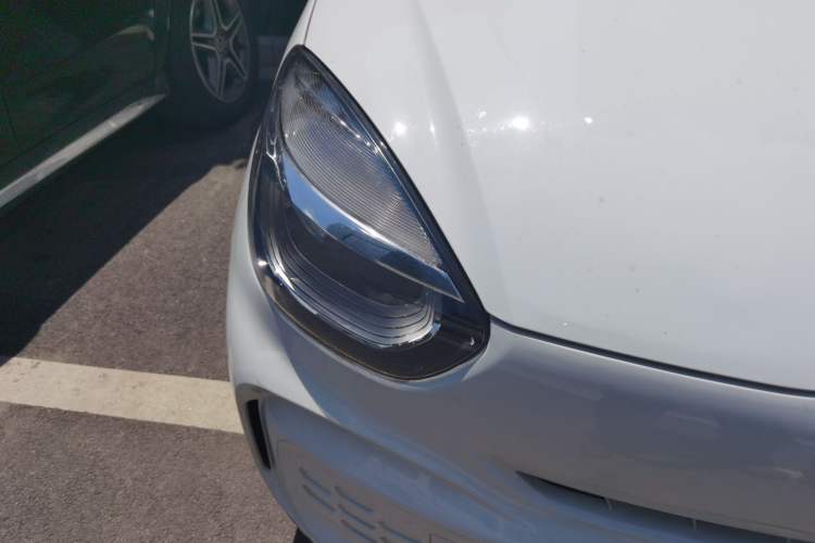 Used Roewe Clever 2021 302km Excellence Edition Right Front Headlight