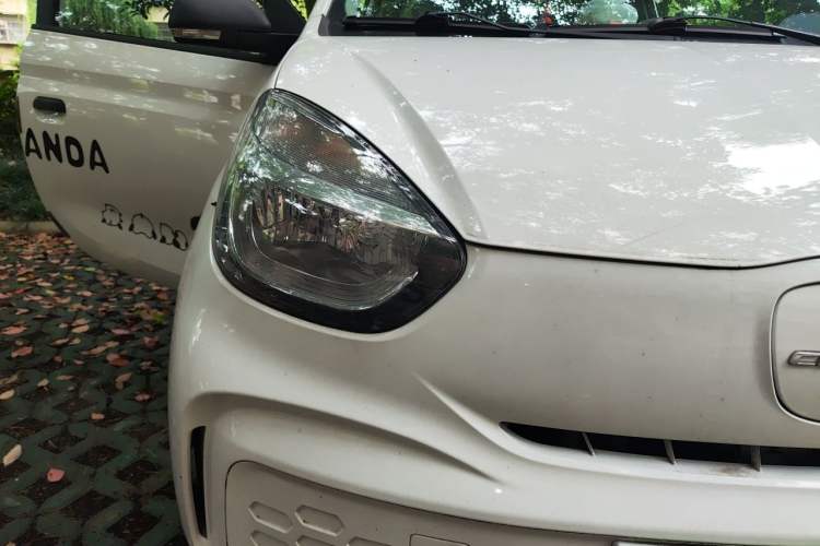 Used Roewe Clever 2021 302km Excellence Edition Right Front Headlight