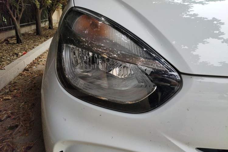 Used Roewe Clever 2021 302km All-Round Version Right Front Headlight