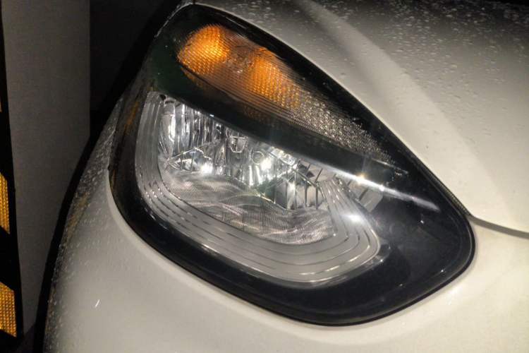Used Roewe Clever 2021 302km Excellence Edition Right Front Headlight