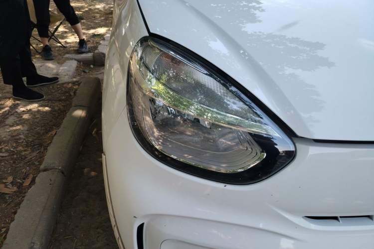 Used Roewe Clever 2021 302km All-Round Version Right Front Headlight