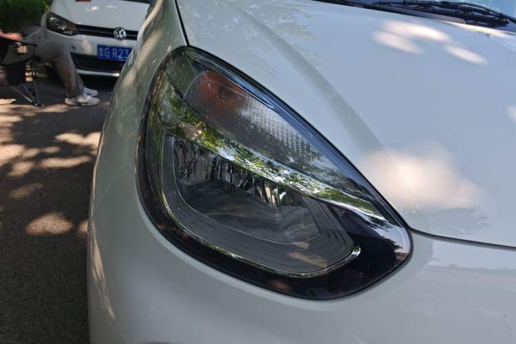 Used Roewe Clever 2021 302km Excellence Edition Right Front Headlight