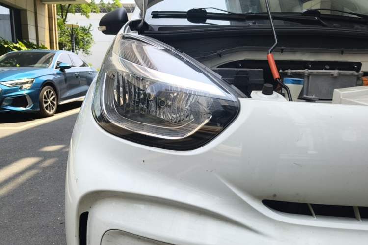 Used Roewe Clever 2021 302km Excellence Edition Right Front Headlight
