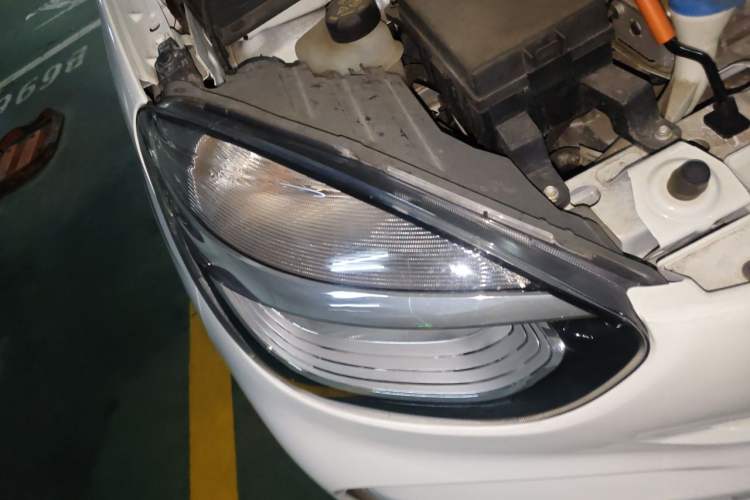 Used Roewe Clever 2021 302km All-Round Version Right Front Headlight