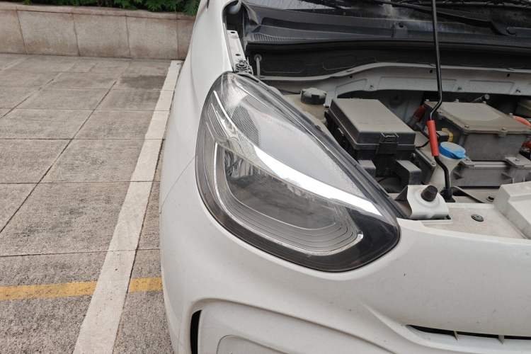Used Roewe Clever 2021 302km Excellence Edition Right Front Headlight