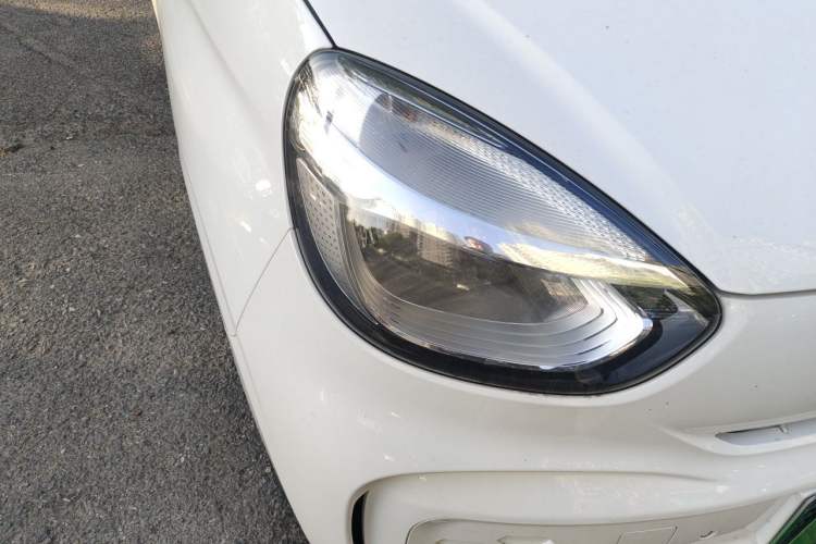Used Roewe Clever 2021 302km All-Round Version Right Front Headlight