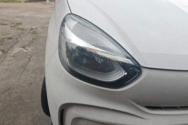 Used Roewe Clever 2021 302km Excellence Edition Right Front Headlight