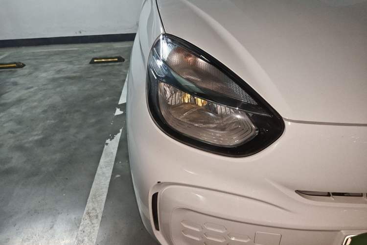Used Roewe Clever 2021 302km Excellence Edition Right Front Headlight