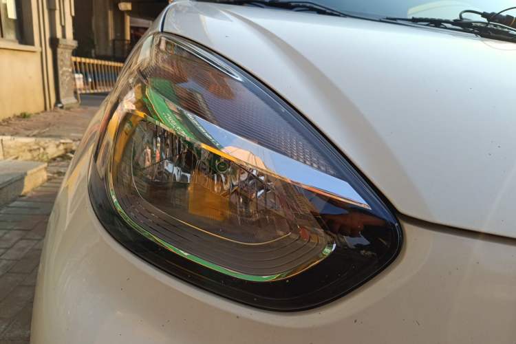 Used Roewe Clever 2021 302km Excellence Edition Right Front Headlight