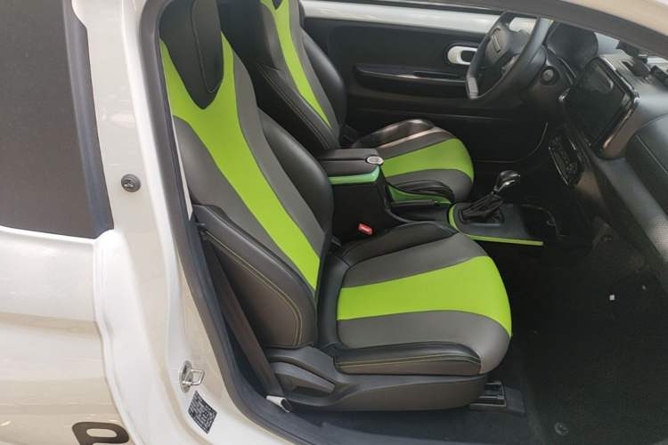 Used Roewe Clever 2021 302km Excellence Edition Right Front Seat