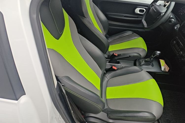 Used Roewe Clever 2021 302km Excellence Edition Right Front Seat