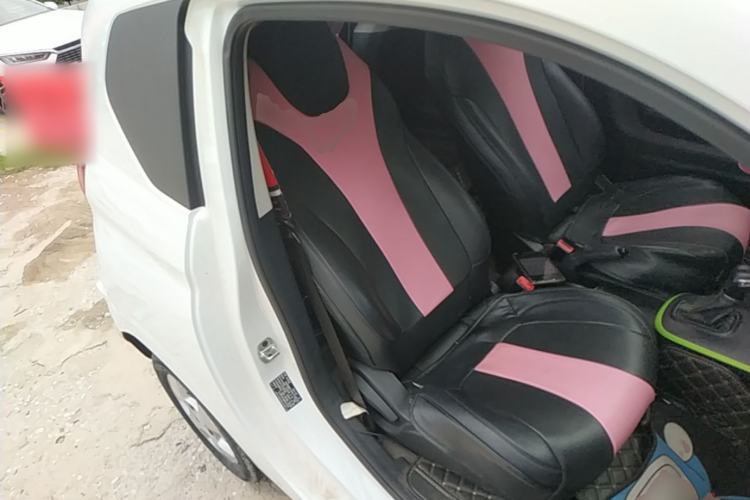 Used Roewe Clever 2021 302km All-Round Version Right Front Seat