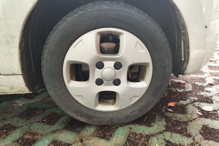Used Roewe Clever 2021 302km Excellence Edition Right Front Wheel Hub