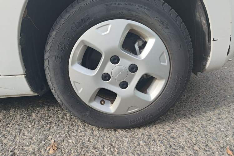 Used Roewe Clever 2021 302km Excellence Edition Right Front Wheel Hub