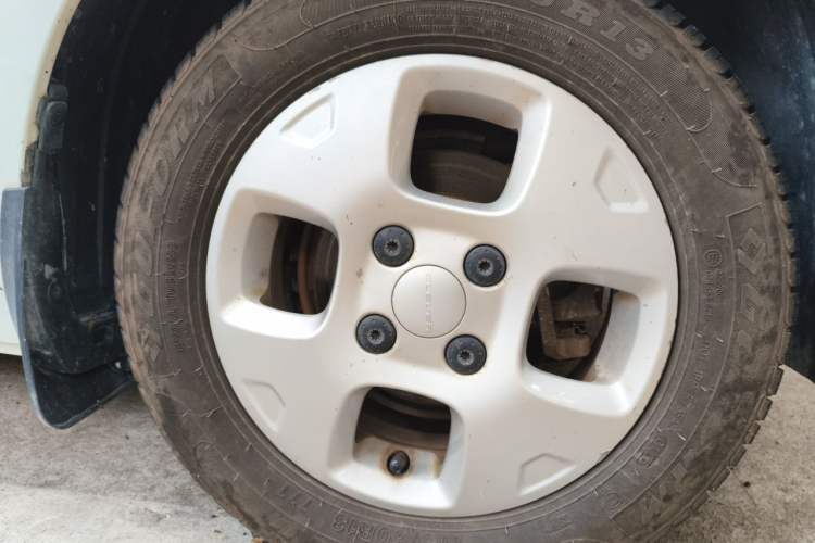 Used Roewe Clever 2021 302km Excellence Edition Right Front Wheel Hub