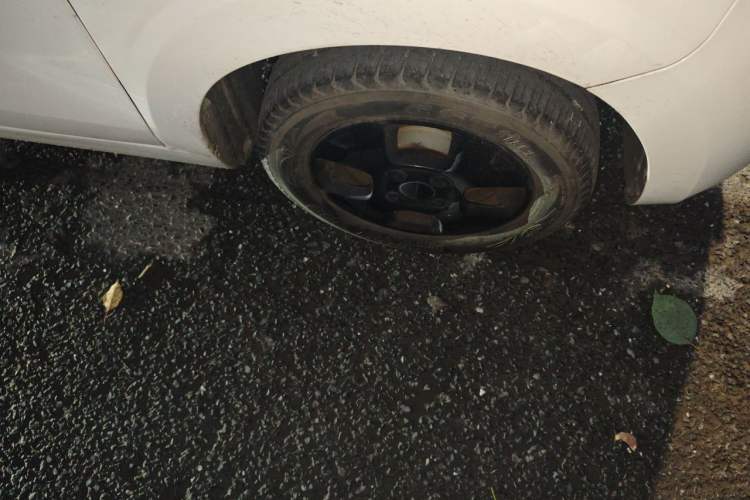 Used Roewe Clever 2021 302km Excellence Edition Right Front Wheel Hub