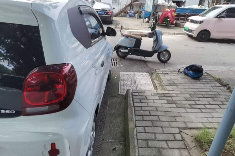 Used Roewe Clever 2021 302km All-Round Version Right Rear Taillight
