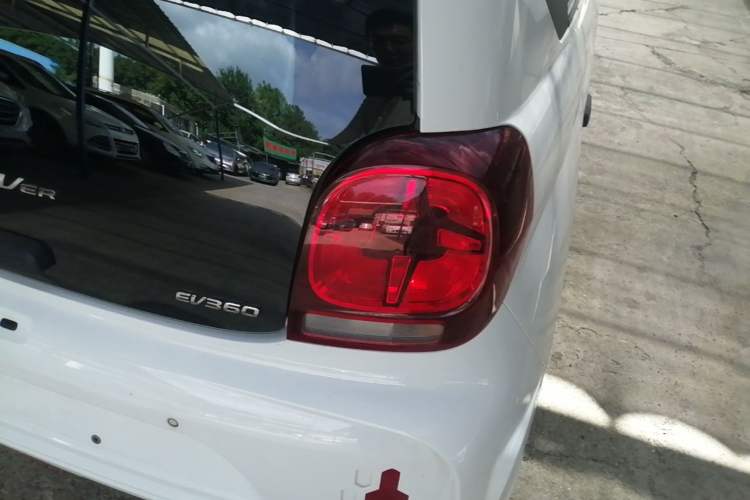 Used Roewe Clever 2021 302km Excellence Edition Right Rear Taillight